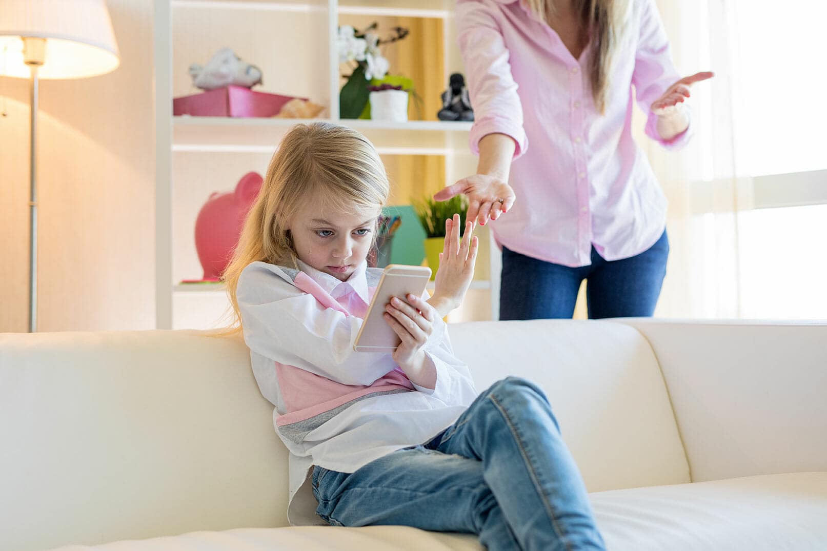 the-adverse-affects-of-technology-on-family-by-dr-kathy-shafer